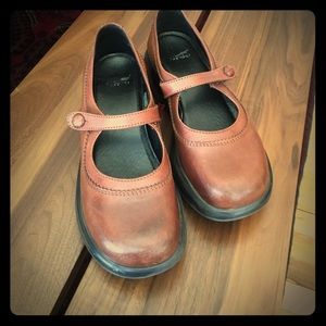 Dansko Mary Jane size 39